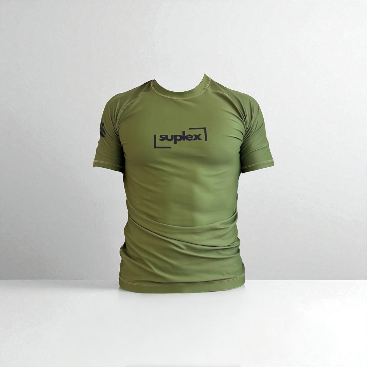 Eat Sleep Roll Repeat rashguard
